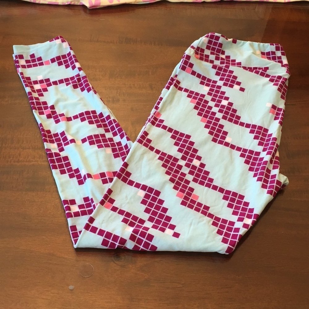 TC NWOT LuLaRoe Leggings A06 22